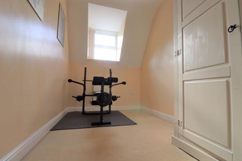 Flat 19, The Links Howbeck Road, Prenton, CH43 6XD