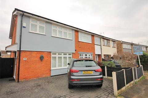 15 Williamsons Way, Corringham, Stanford-le-hope, SS17 7RT