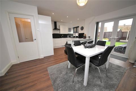 15 Williamsons Way, Corringham, Stanford-le-hope, SS17 7RT