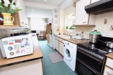 56 Pine Ridge, Carshalton, SM5 4QH