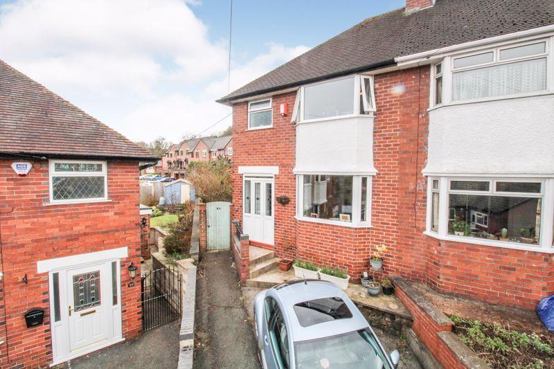 Daisy Bank, Leek 3 bed semidetached house £225,000