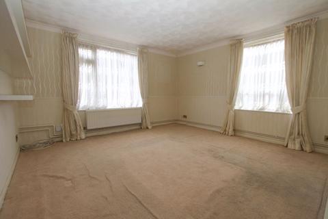 47 Cherry Avenue, Clevedon, BS21 6DX