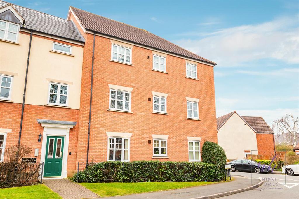 Wordsworth Avenue, StratforduponAvon 2 bed apartment £160,000