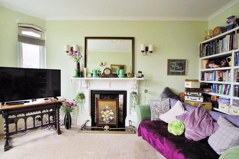 30 Lee Road, Lynton, EX35 6BS