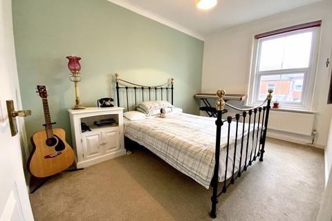 1 bedroom apartment for sale, 856b Christchurch Road, Pokesdown, Bournemouth