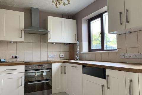 37 Ashwell Close, Shafton, Barnsley, S72 8NZ