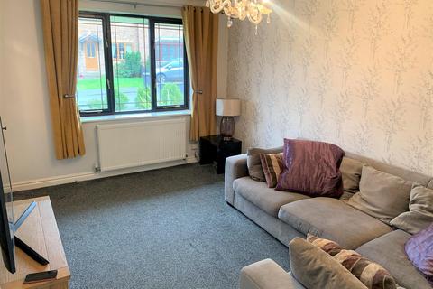 37 Ashwell Close, Shafton, Barnsley, S72 8NZ