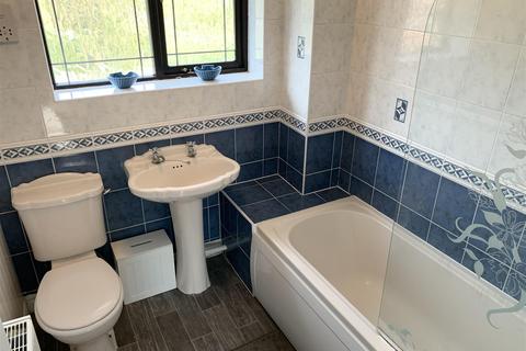 37 Ashwell Close, Shafton, Barnsley, S72 8NZ