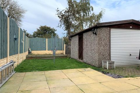 37 Ashwell Close, Shafton, Barnsley, S72 8NZ