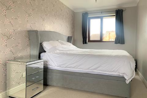 37 Ashwell Close, Shafton, Barnsley, S72 8NZ