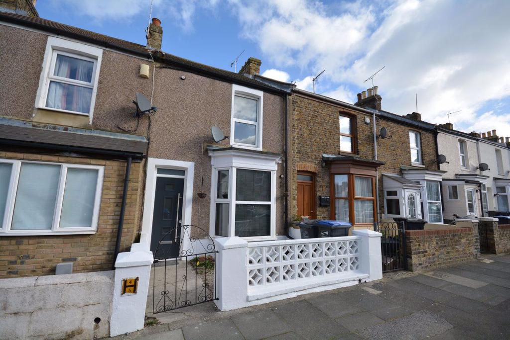 Milton Avenue, Margate, CT9 1TS 2 bed house £850 pcm (£196 pw)