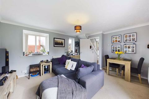 3 Grenadier Close, Abbeymead, Gloucester, GL4 5GX