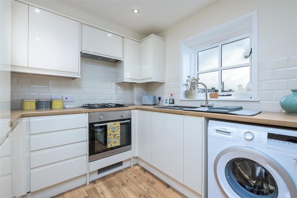 Fitted Kitchen