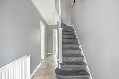 19 Richlands Avenue, Epsom, KT17 2JW