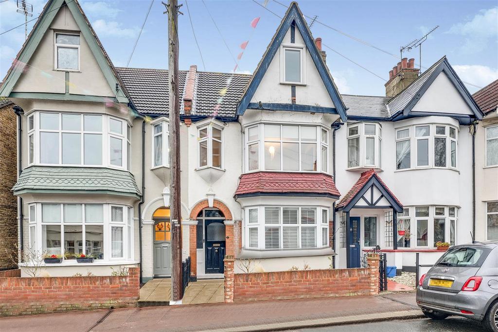 Victoria Drive, LeighOnSea 2 bed flat £325,000