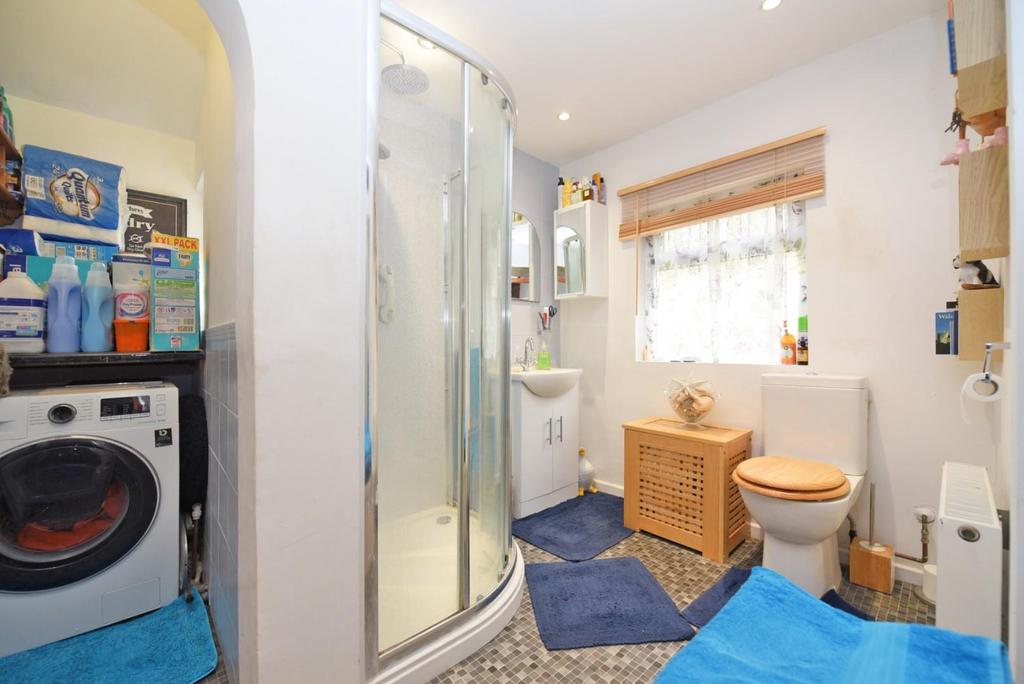 Bathroom/Utility