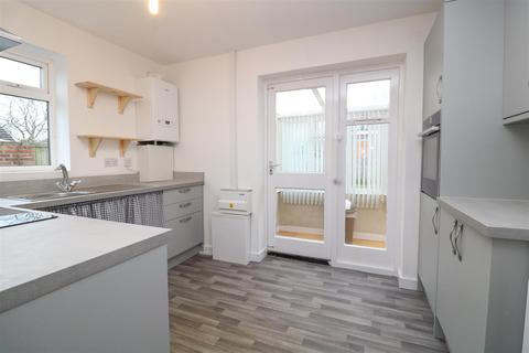 1 Willow Crescent, Hatfield Peverel, Chelmsford, CM3 2LJ