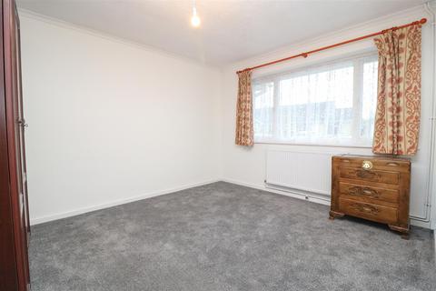 1 Willow Crescent, Hatfield Peverel, Chelmsford, CM3 2LJ