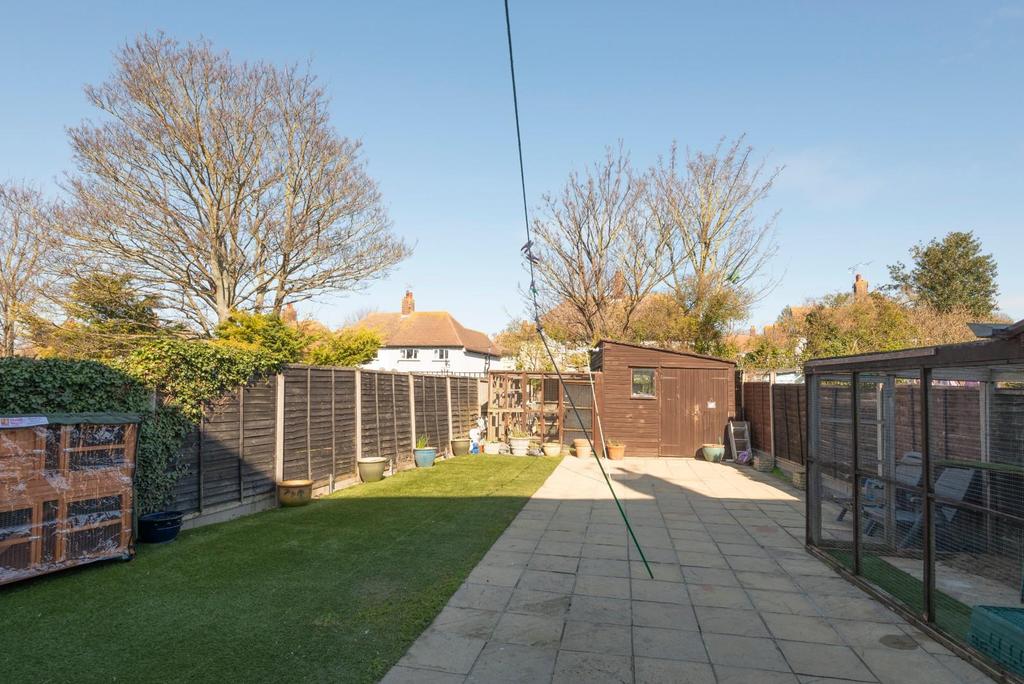 Ulster Road, Margate 5 bed semidetached house £375,000