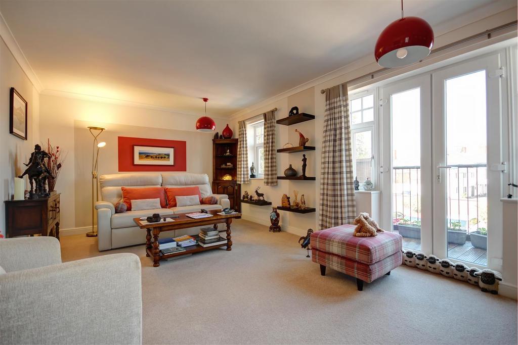 9 sitting room.jpg