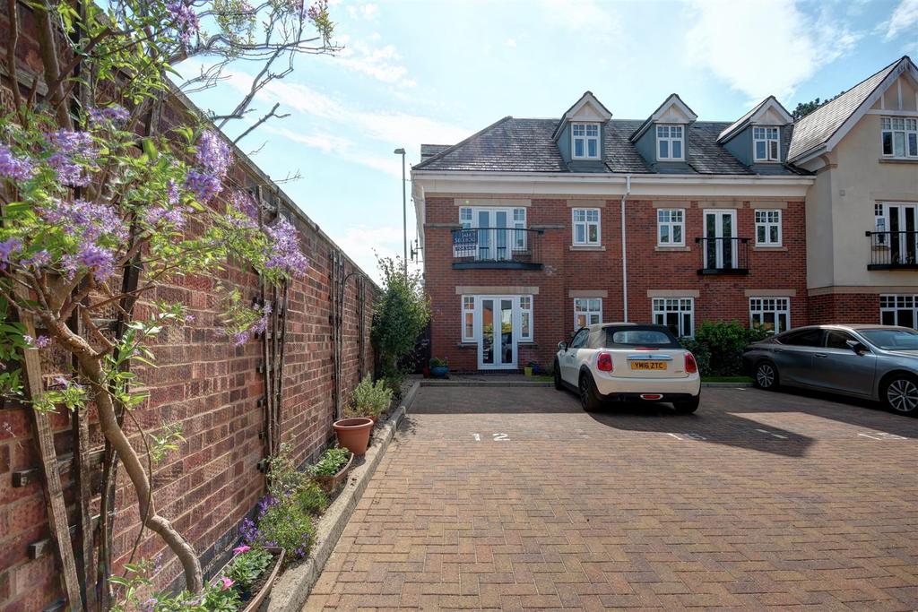 14 rear elevation.jpg