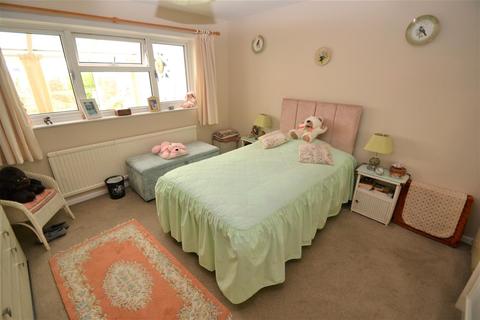 9 Foley Close, Eastbourne, BN23 6HA