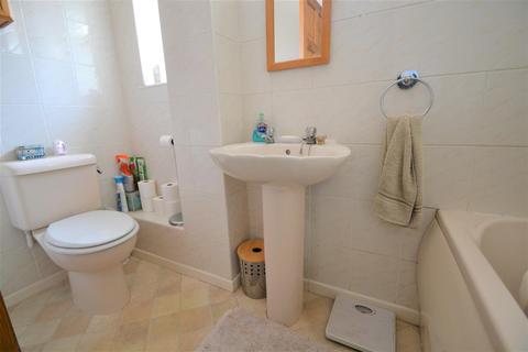 9 Foley Close, Eastbourne, BN23 6HA