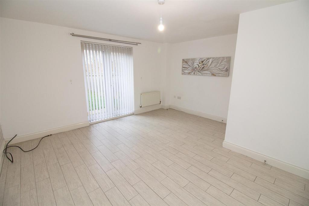 Beadnell Drive, East Shore Village... 2 bed terraced house £595 pcm