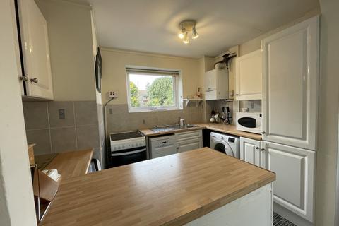 2 bedroom maisonette to rent, Calder Court, Maidenhead