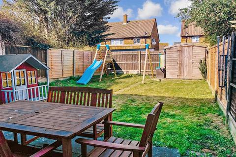 81 Tuck Road, Rainham, RM13 7HJ