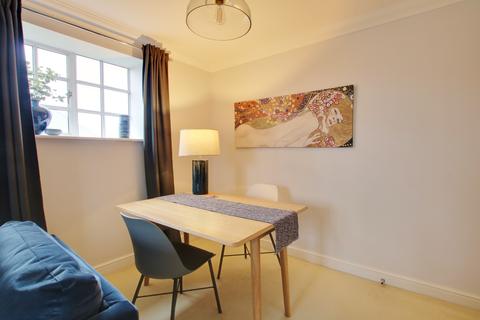 Flat 30, The Malthouse Brewery Lane, Romsey, SO51 8JX