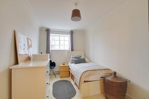 Flat 30, The Malthouse Brewery Lane, Romsey, SO51 8JX