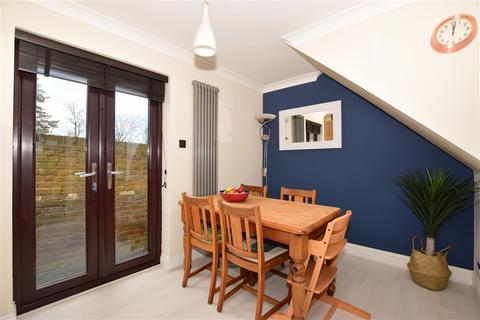 7 Bower Mount Road, Maidstone, ME16 8AX