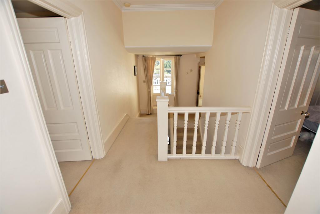 First floor landing