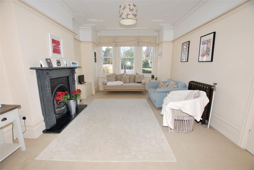 Drawing room