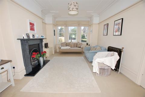 11 Broadfield Road, Folkestone, CT20 2JT