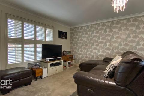 10 Barley Close, Mistley, Manningtree, CO11 1GA