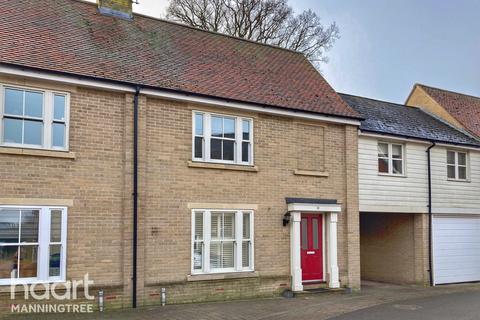 10 Barley Close, Mistley, Manningtree, CO11 1GA