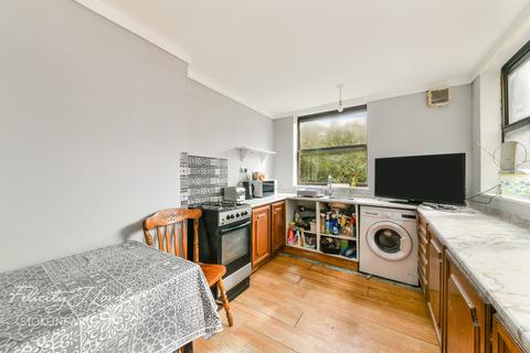 38 Reighton Road, London, E5 8SG