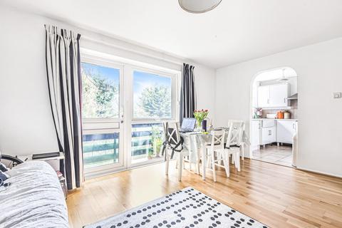 Flat 5, Oakdene, 51 Bourne Way, Bromley, BR2 7HA