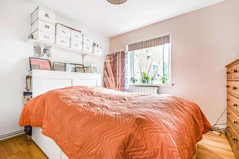 Flat 5, Oakdene, 51 Bourne Way, Bromley, BR2 7HA