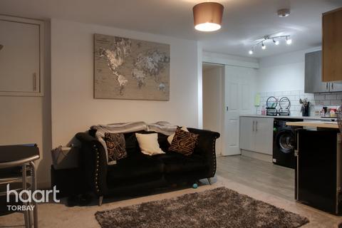 Flat 2, 2 Cavern Road, Torquay, TQ1 1NS