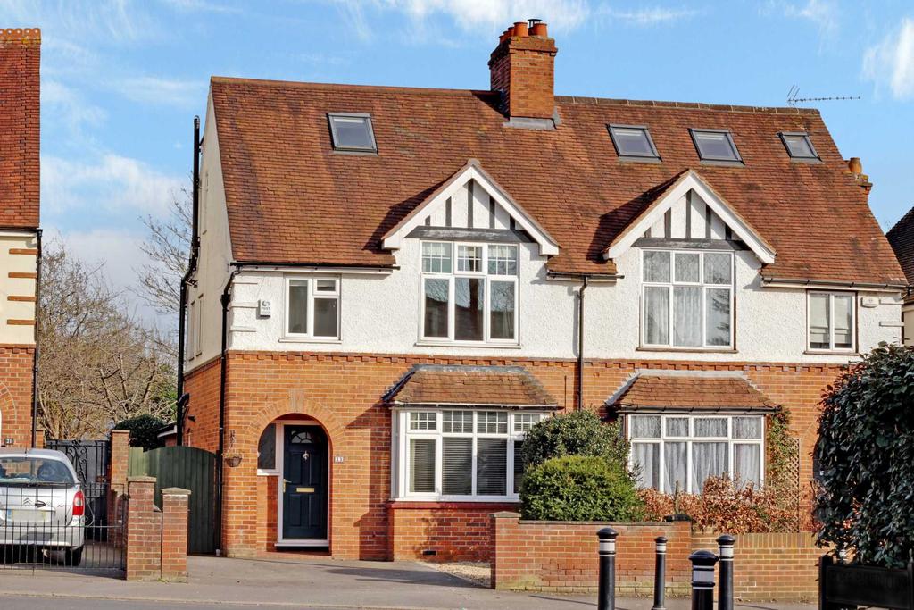 Northumberland Avenue, Reading 5 bed semidetached house £525,000