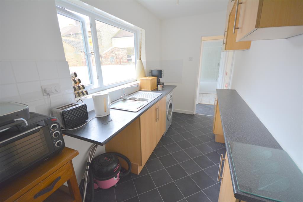Wolsingham Road, Tow Law, 3 bed terraced house £80,000