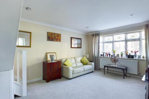 9, Caroline Court Denman Drive, Ashford, TW15 2AW