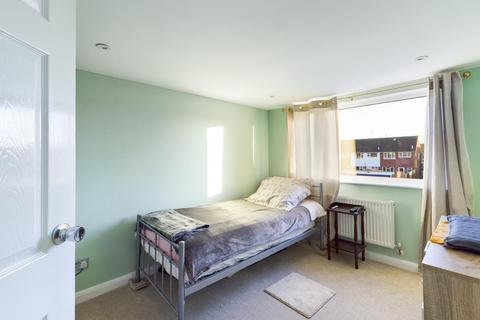 9, Caroline Court Denman Drive, Ashford, TW15 2AW
