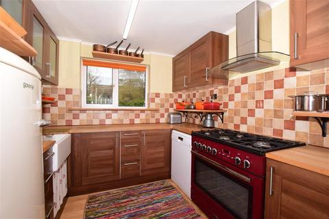 53 Burmarsh Road, Hythe, CT21 6QL