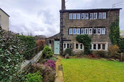 103 Delph Lane, Delph, Oldham, OL3 5UP