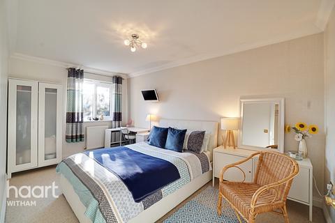 2 Chapel Lane, Tiptree, Colchester, CO5 0HR
