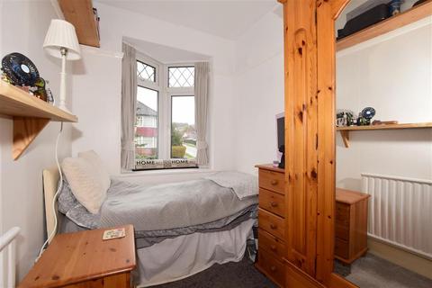 1 Pine Walk, Banstead, SM7 3QA